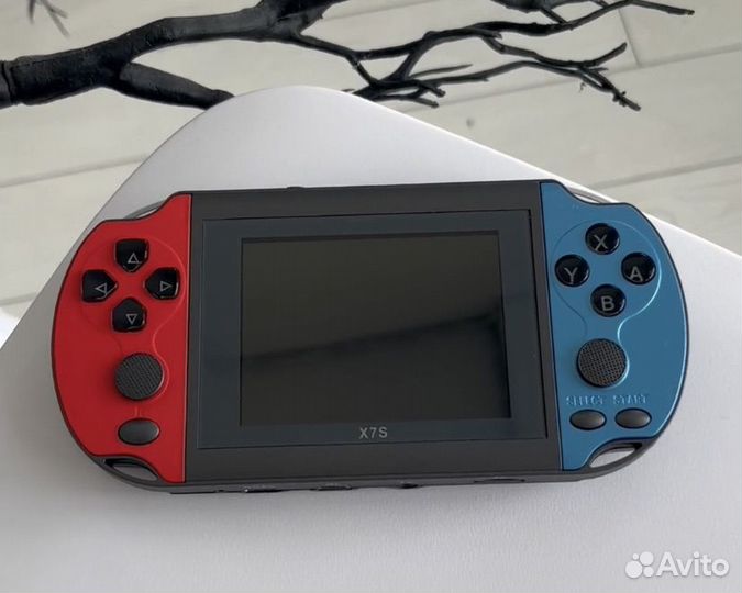 Портативная игровая приставка