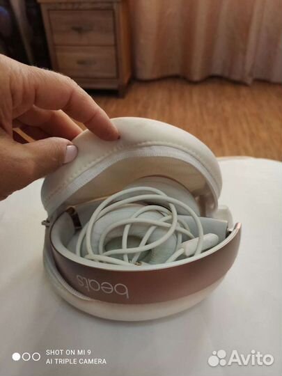 Беспроводные наушники Beats Solo Pro ссистемой шум