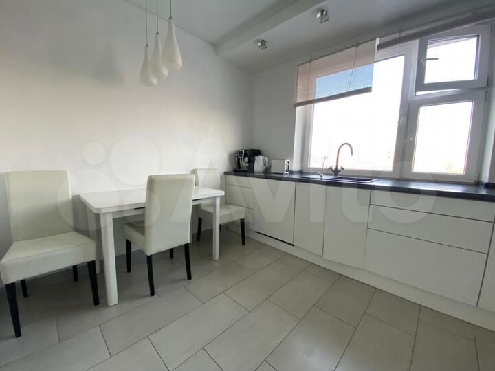 3-к. квартира, 85 м², 14/23 эт.