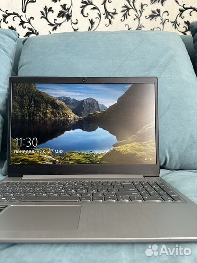Ноутбук lenovo