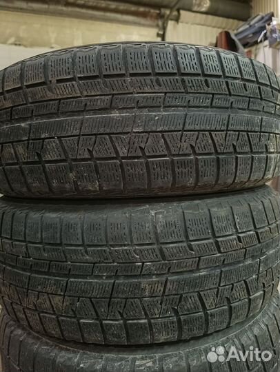 Yokohama Advan A035 215/60 R16