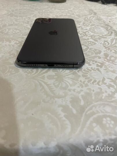 iPhone 11 Pro Max, 64 ГБ
