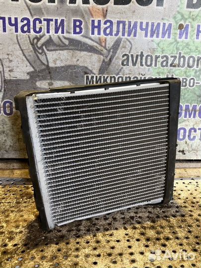 Радиатор кондиционера салонный Mitsubishi Colt
