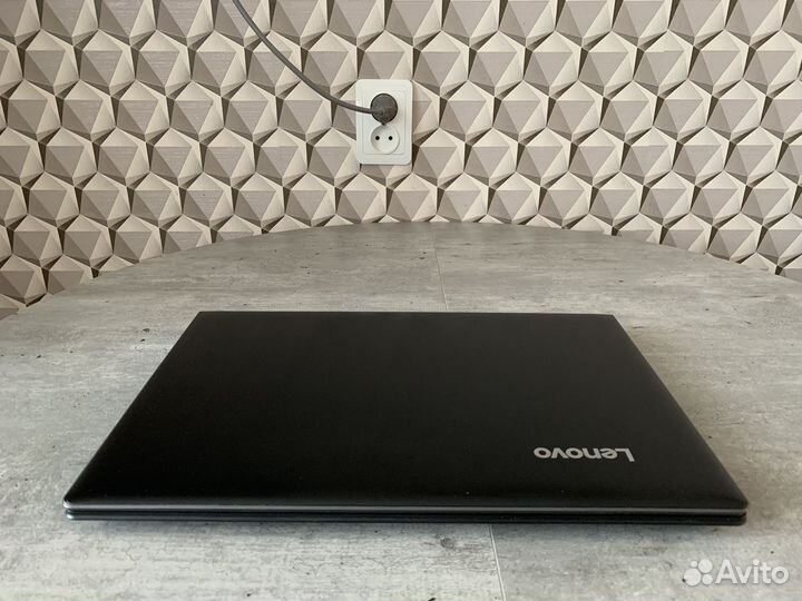 Ноутбук Lenovo 80TT