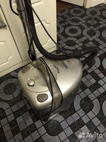 Моющий пылесос LG hippo