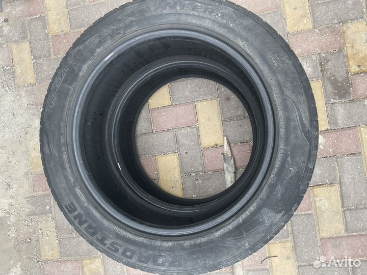 Roadstone N'Fera RU5 235/55 R19