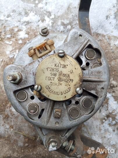 Продам генератор на ЗИЛ 131