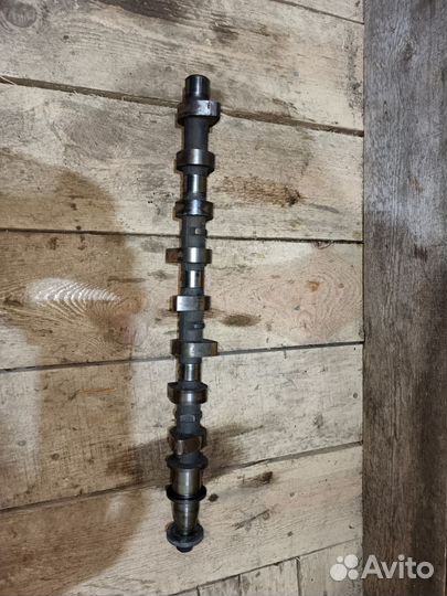 Распредвал Toyota Hilux Surf 1991г 2LT