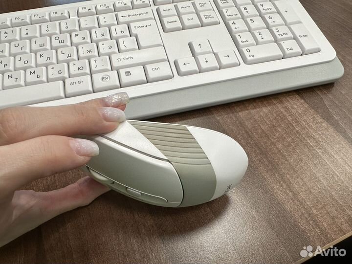 Клавиатура беспроводная с мышкой 4tech