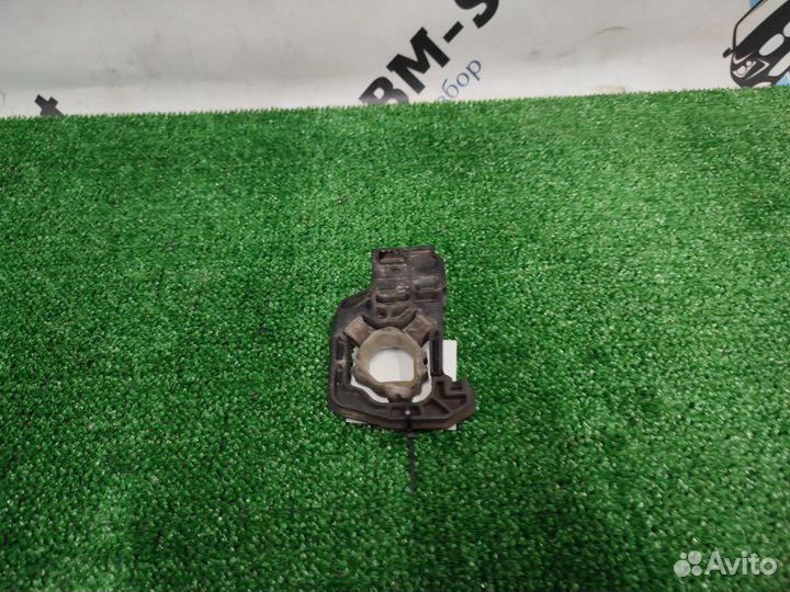 Кронштейн радиатора правый Bmw 535 F10 N55B30A