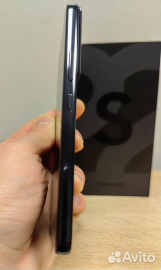 Samsung Galaxy S22, 8/128 ГБ