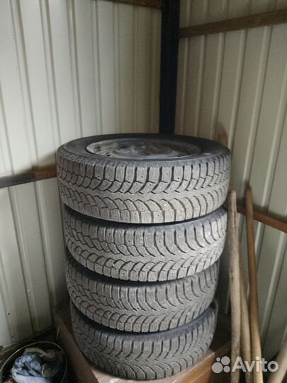 Колеса в сборе r15 зимние 4 100