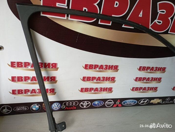 Накладка рамки двери передняя левая Lexus Rx350