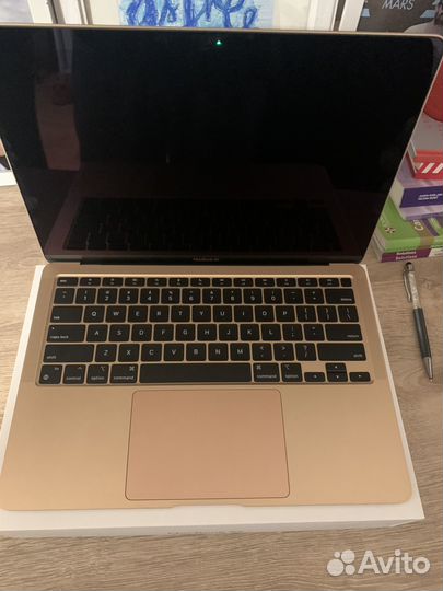 Macbook air 13 2020 полностью новый
