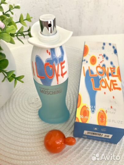 Туалетная вода женская Moschino I love love новая