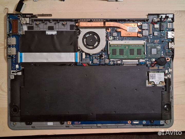 Ноутбук Ssmsung 530U разбор