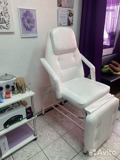 Кушетка косметологическая