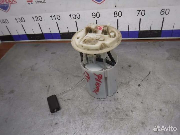 Насос топливный Renault Fluence K4M 2011