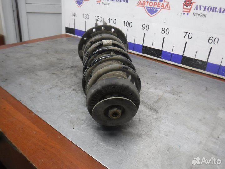 Стойка подвески передняя правая Opel Mokka F18D4