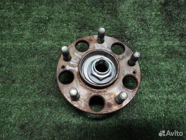 Ступица задняя правая Honda Civic 5D (FN) 2007