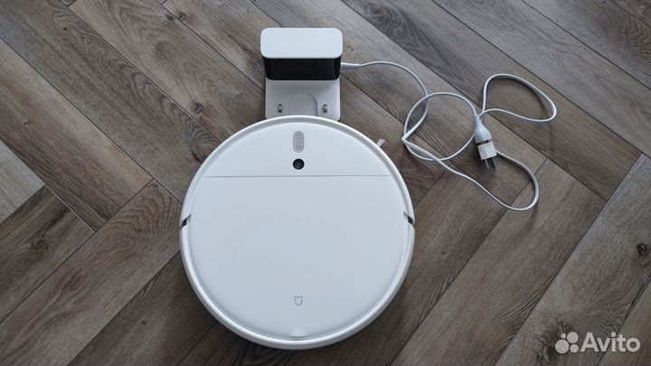 Робот-пылесос Xiaomi Mi Robot Vacuum-Mop (White)