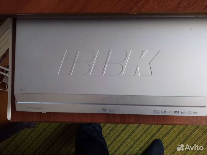 DVD плеер BBK DV722S