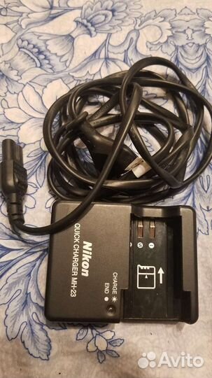 Зеркальная камера Nikon D3000 kit