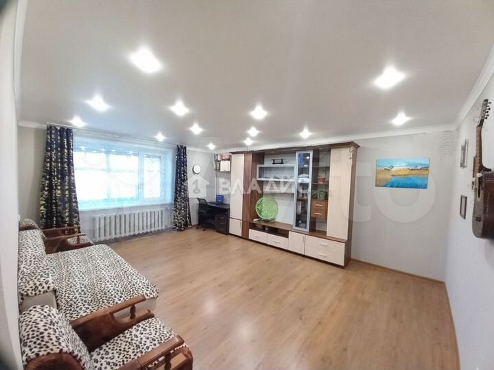 2-к. квартира, 51 м², 1/5 эт.