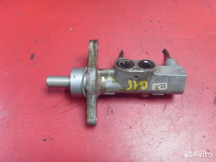 Цилиндр тормозной главный D60104AA8A Nissan Almera