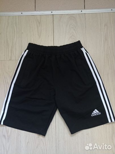 Костюм Adidas футболка+ шорты,р.50