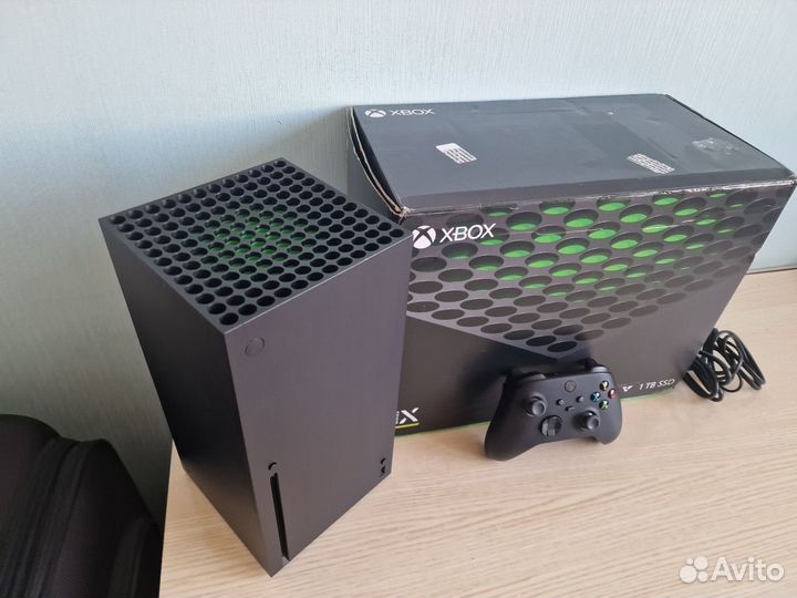 Xbox Series X 1Тб Досанкционный / Много игр
