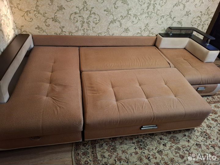 Большой угловой диван раскладной бу