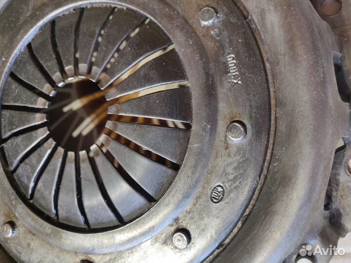 Корзина сцепления ваз 2112 Маховик