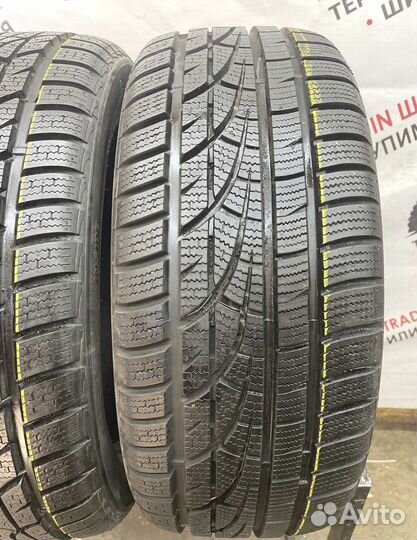 Hankook Winter I'Cept Evo 215/45 R17 92S