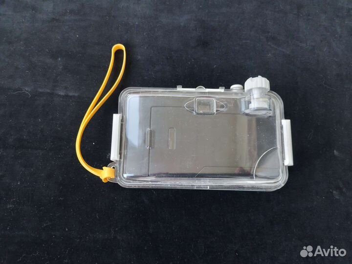 Пленочный фотоаппарат с подводным боксом