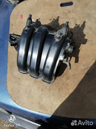 Коллектор впускной Skoda Fabia 1 BME 2008