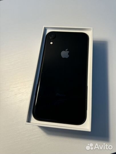 iPhone Xr, 64 ГБ