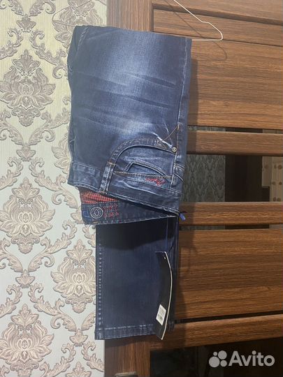 Джинсы мужские