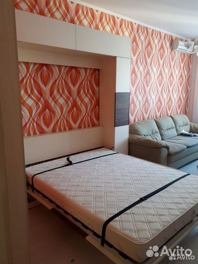 Подъемная шкаф кровать