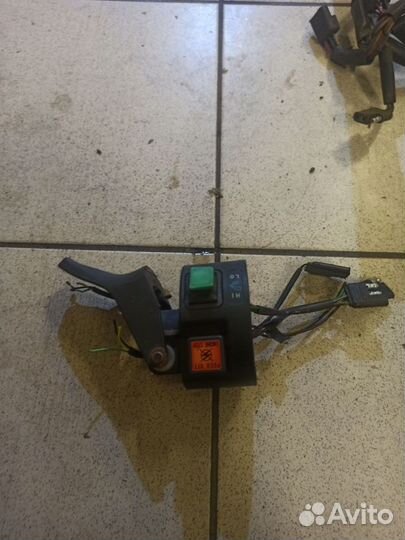 Пульт правый с курком Arctic cat 4 Stroke Touring