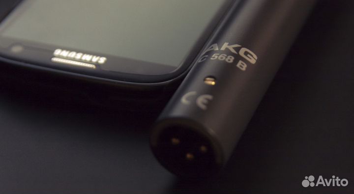 AKG C568B конденсаторный микрофон,шумит