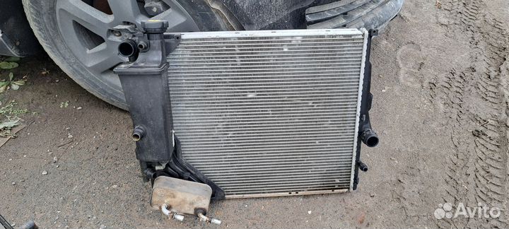 Радиатор E 83 n52b30