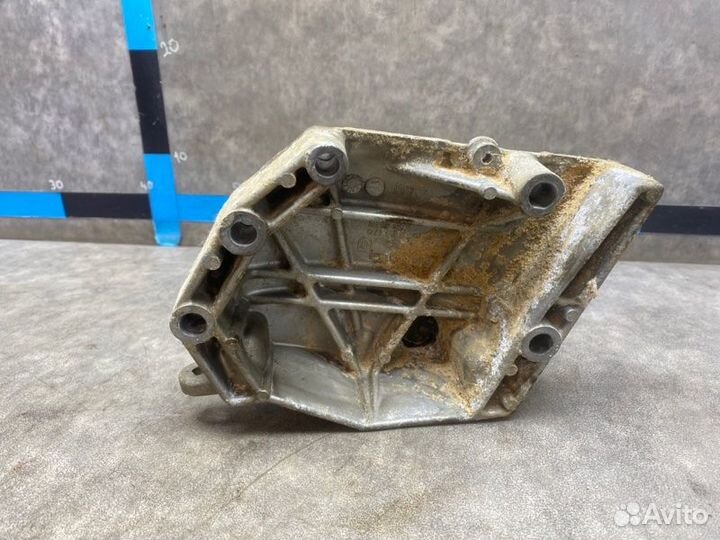 Крышка ремня Грм Renault Logan 2 K4M 1.6 (82) 2014