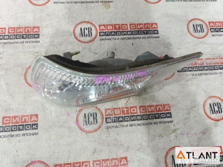 Габарит левый toyota hiace