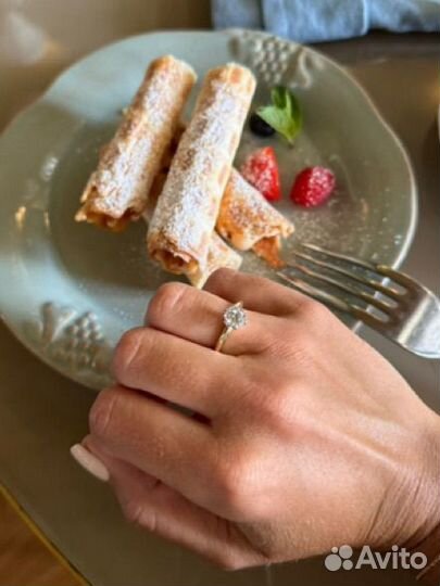 Кольцо с бриллиантом 1 карат VS2/ H GIA