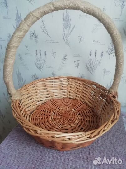 Корзина плетеная