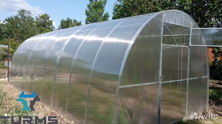 Теплица из поликарбоната