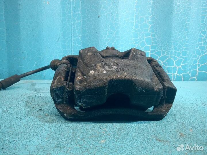 Суппорт передний правый Opel Astra J P10 A14XER