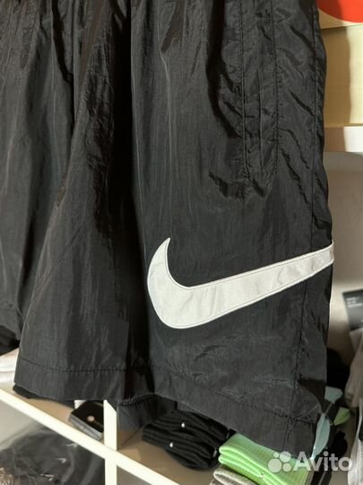 Шорты Nike swoosh