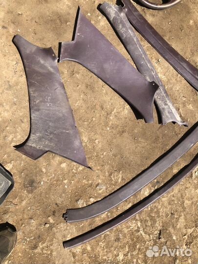 Поастик салона toyota corolla 1989г